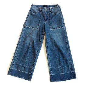 SOLD NANETTE LEPORE High Waisted Wide Leg Cropped Distressed Frayed Hem Jeans